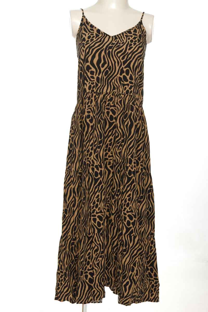 Vestido / Enterizo color Beige - Arkitect