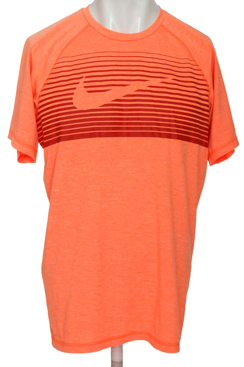 Ropa Deportiva color Naranja - Nike