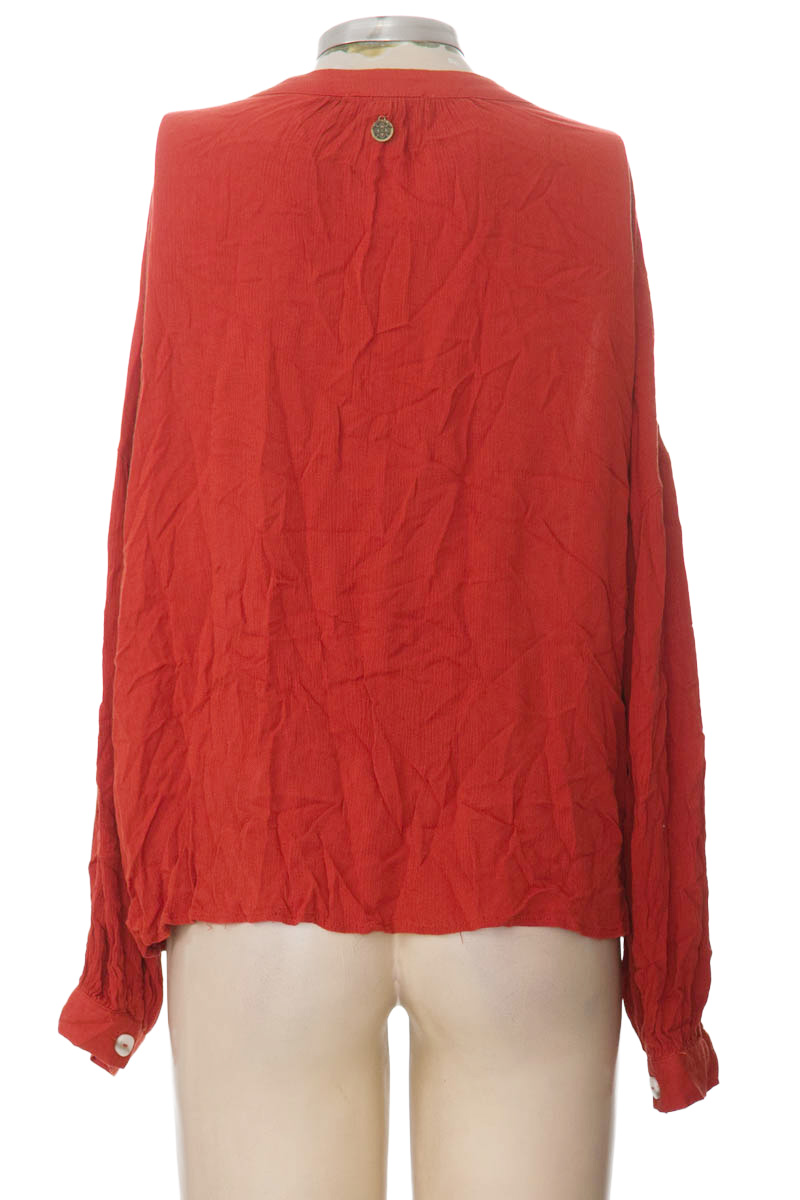 Blusa color Café - University Club