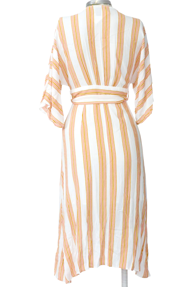 Vestido / Enterizo color Blanco - Forever 21