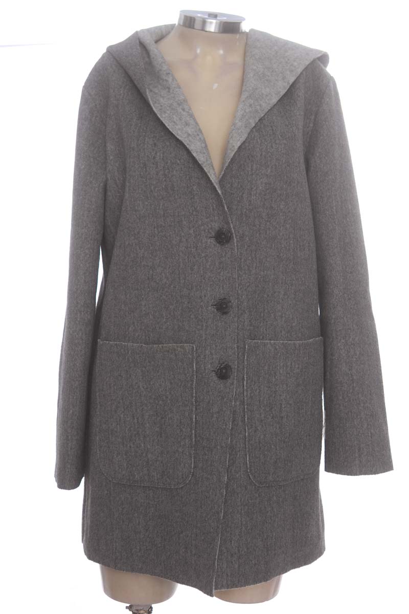 Chaqueta / Abrigo color Gris - University Club