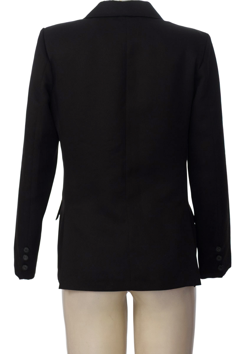 Chaqueta / Abrigo color Negro - Closeando