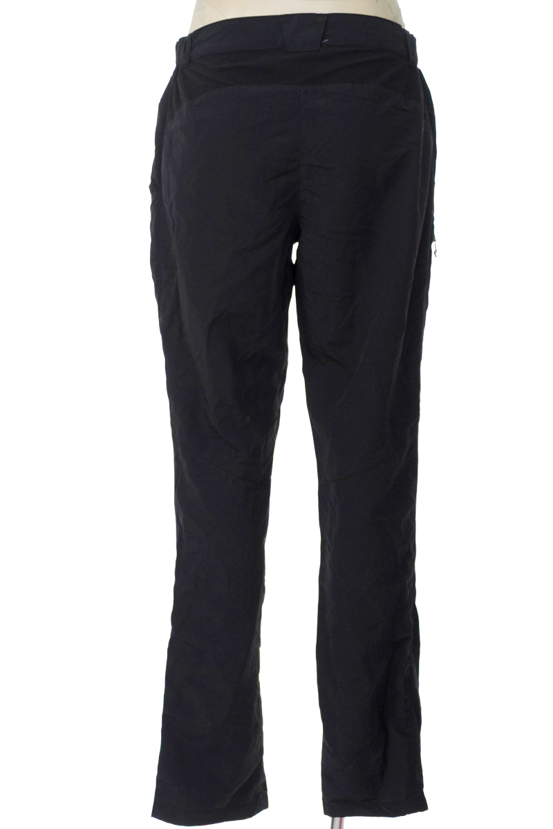 Ropa Deportiva color Negro - DECATHLON