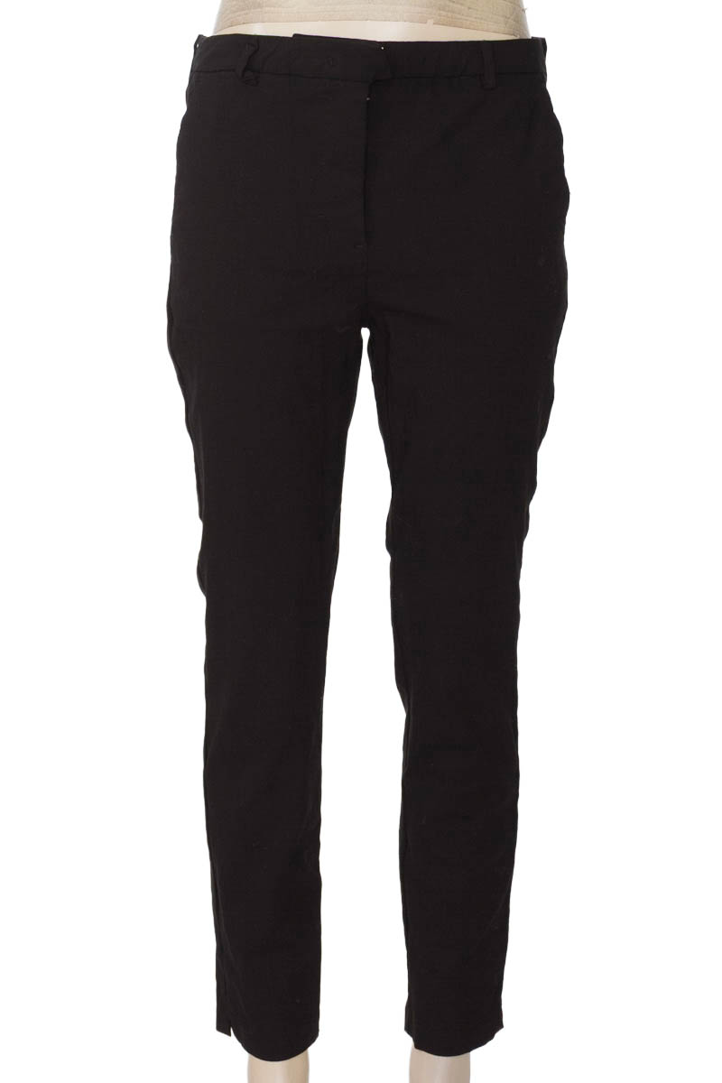 Pantalones color Negro - MNG
