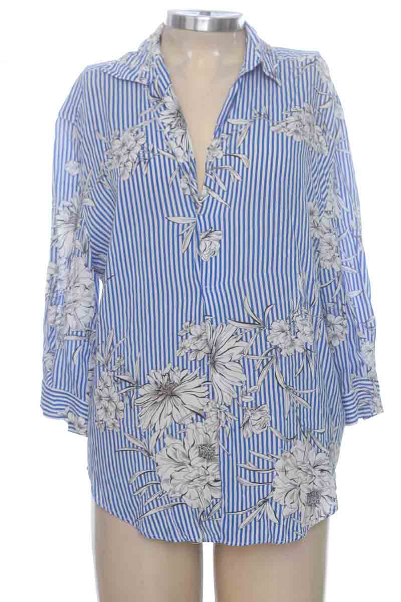 Blusa color Azul - Zara
