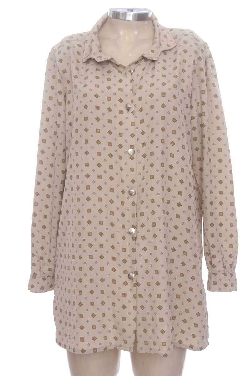 Blusa color Beige - Closeando