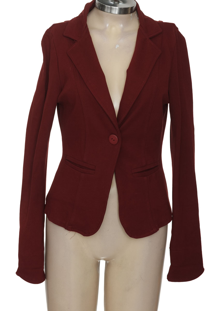 Chaqueta / Abrigo color Vinotinto - Closeando