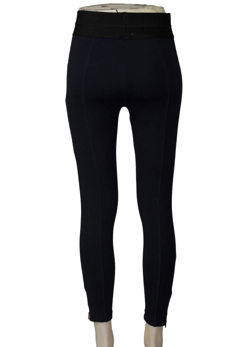 Pantalones color Negro - Zara