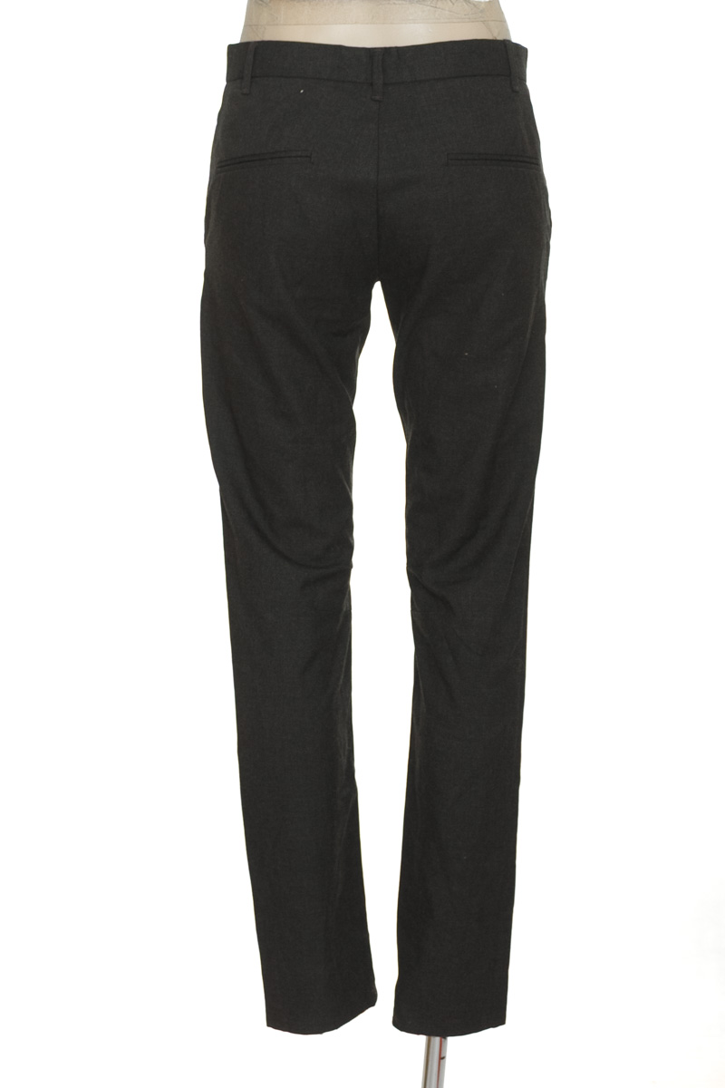 Pantalón color Gris - Zara