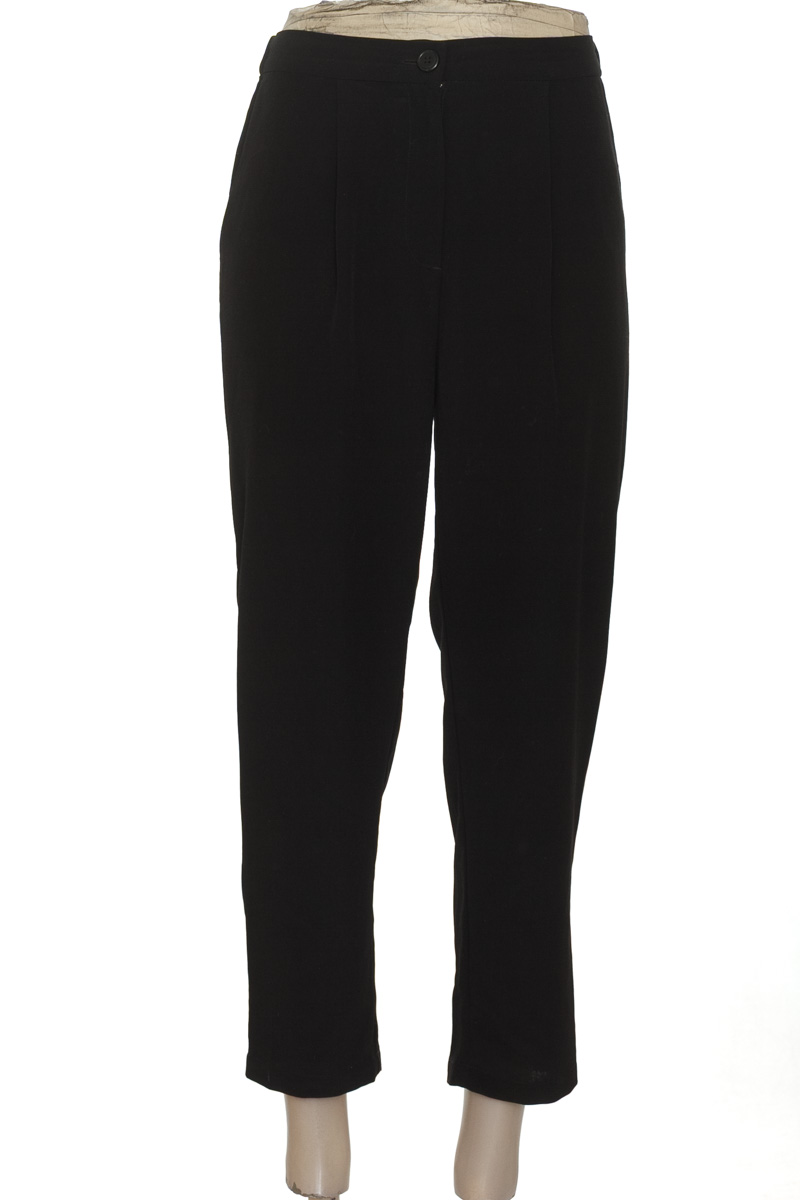 Pantalones color Negro - Divided by H&M