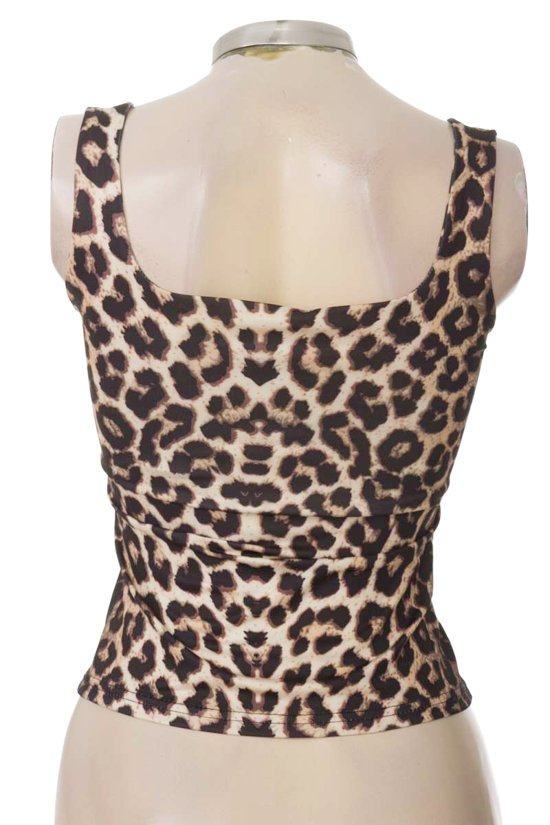 Top / Camiseta color Negro - Shein