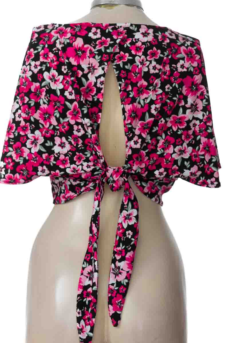 Top / Camiseta color Negro - Divided by H&M