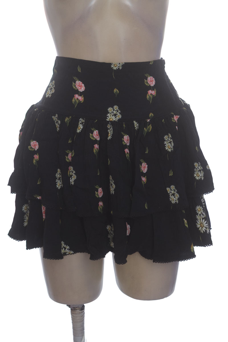 Falda color Negro - Agua Bendita
