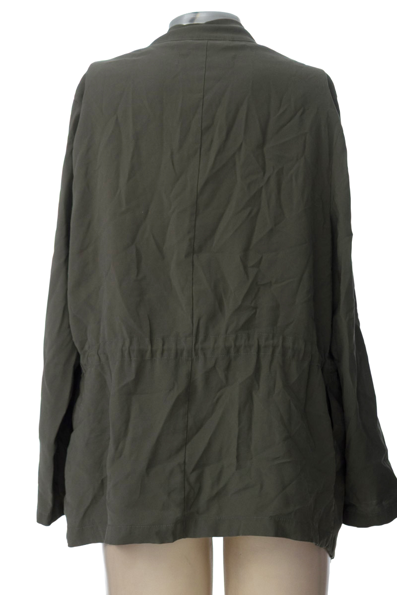 Chaqueta / Abrigo color Verde - Zara