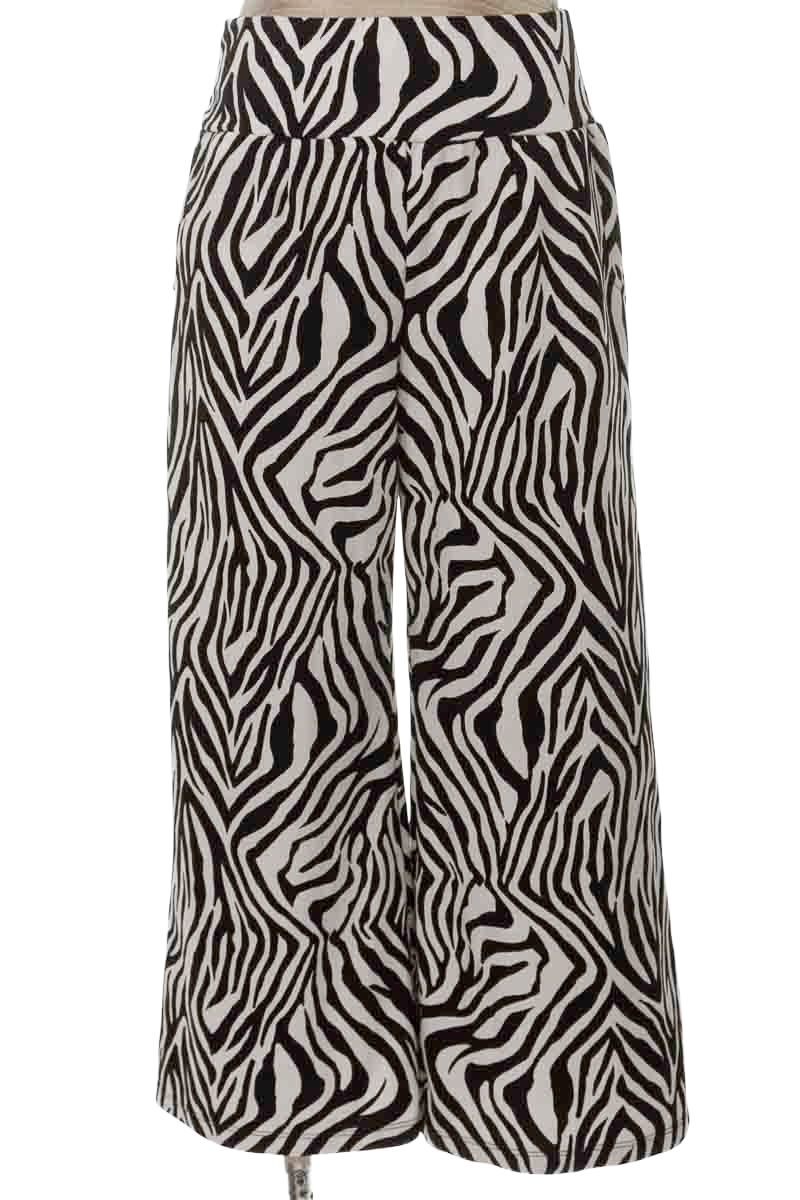 Pantalones color Negro - Closeando