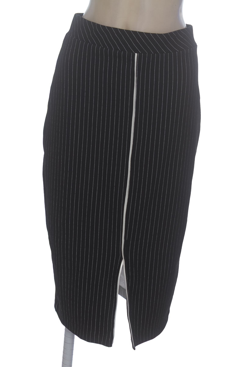 Falda color Negro - Ebba