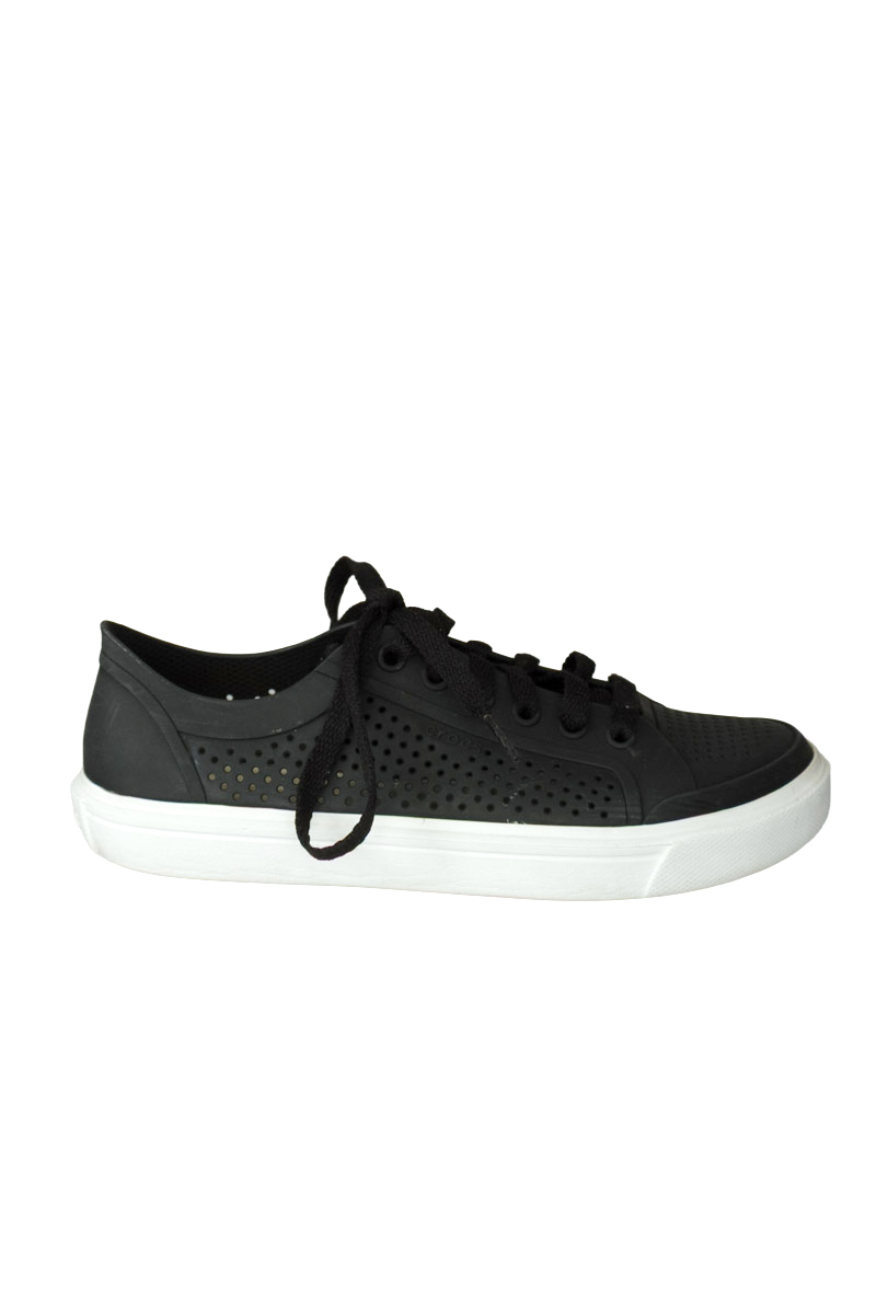 Zapatos color Negro - Crocs