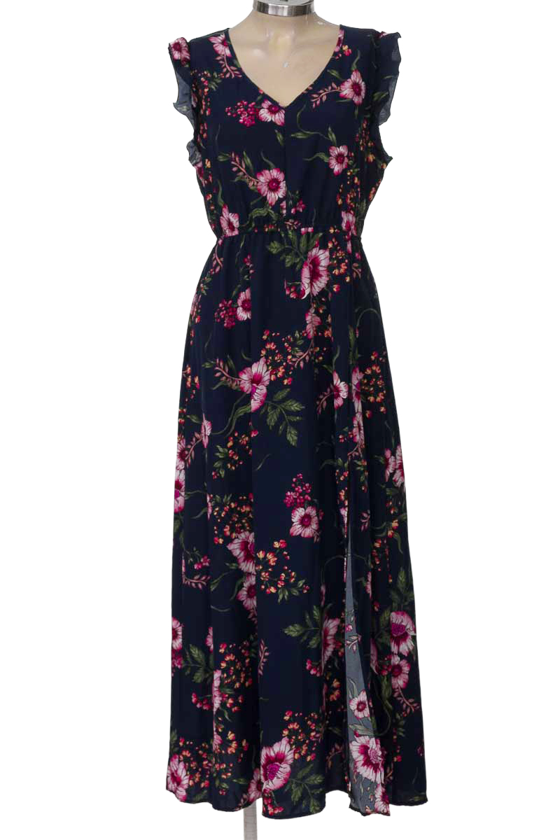 Vestido / Enterizo color Azul - Closeando