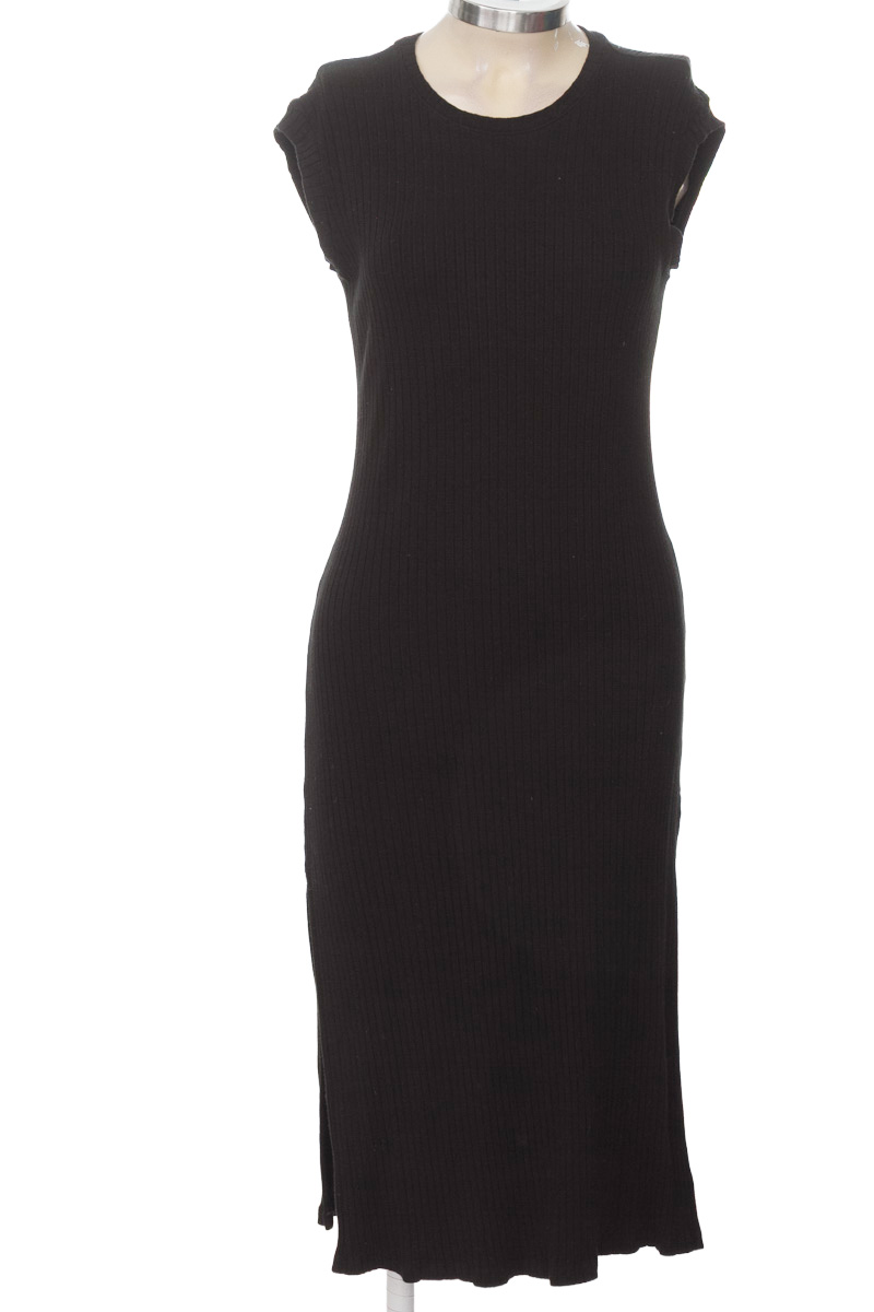 Vestido / Enterizo color Negro - Arkitect