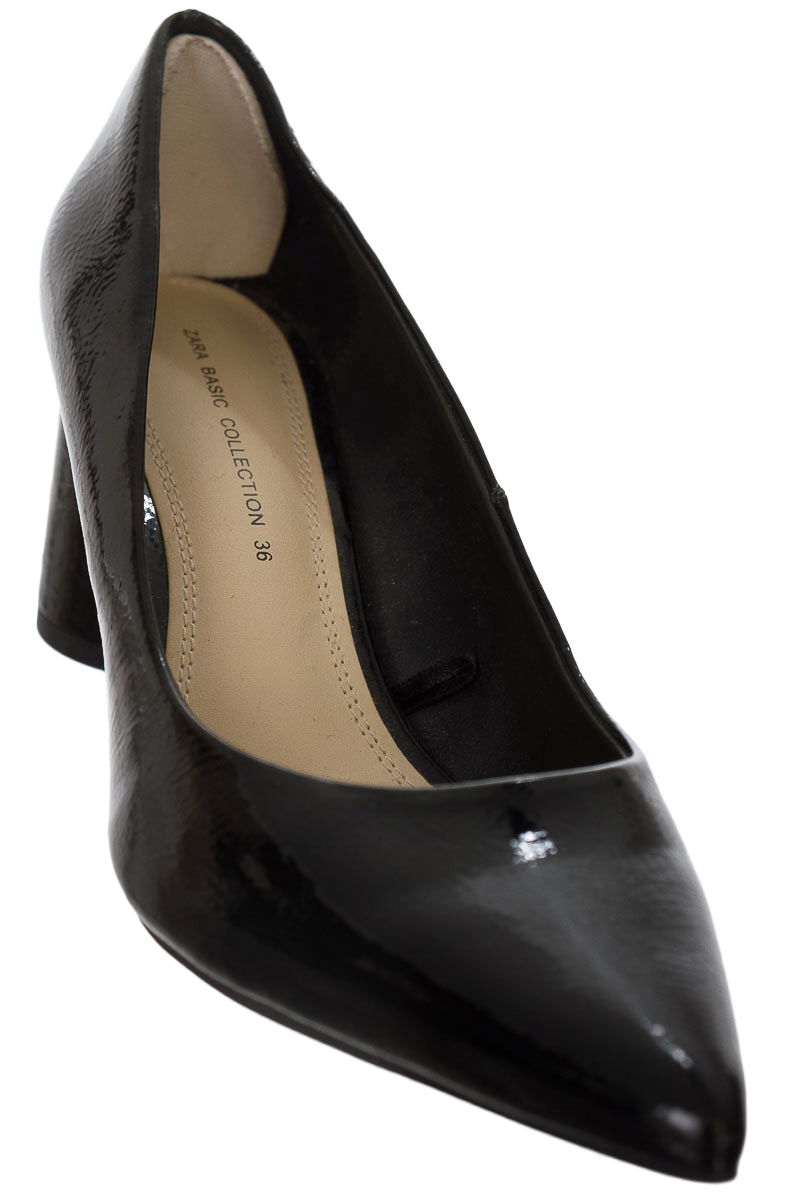 Zapatos color Negro - Zara