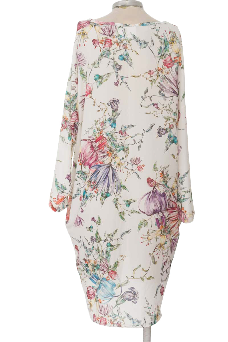 Vestido / Enterizo color Blanco - Closeando