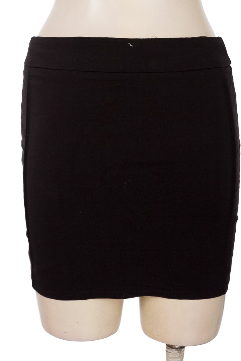 Falda color Negro - ELA