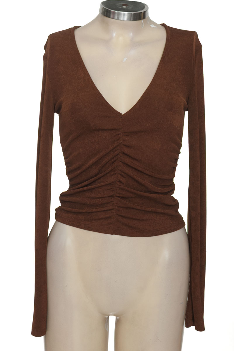 Top / Camiseta color Café - Closeando