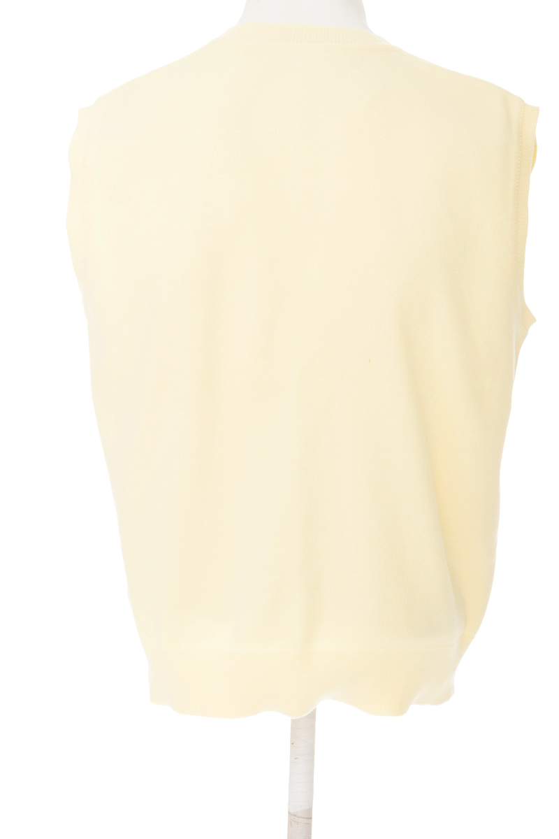 Sweater color Amarillo - Closeando