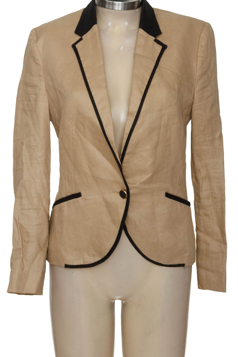 Chaqueta / Abrigo color Beige - MNG