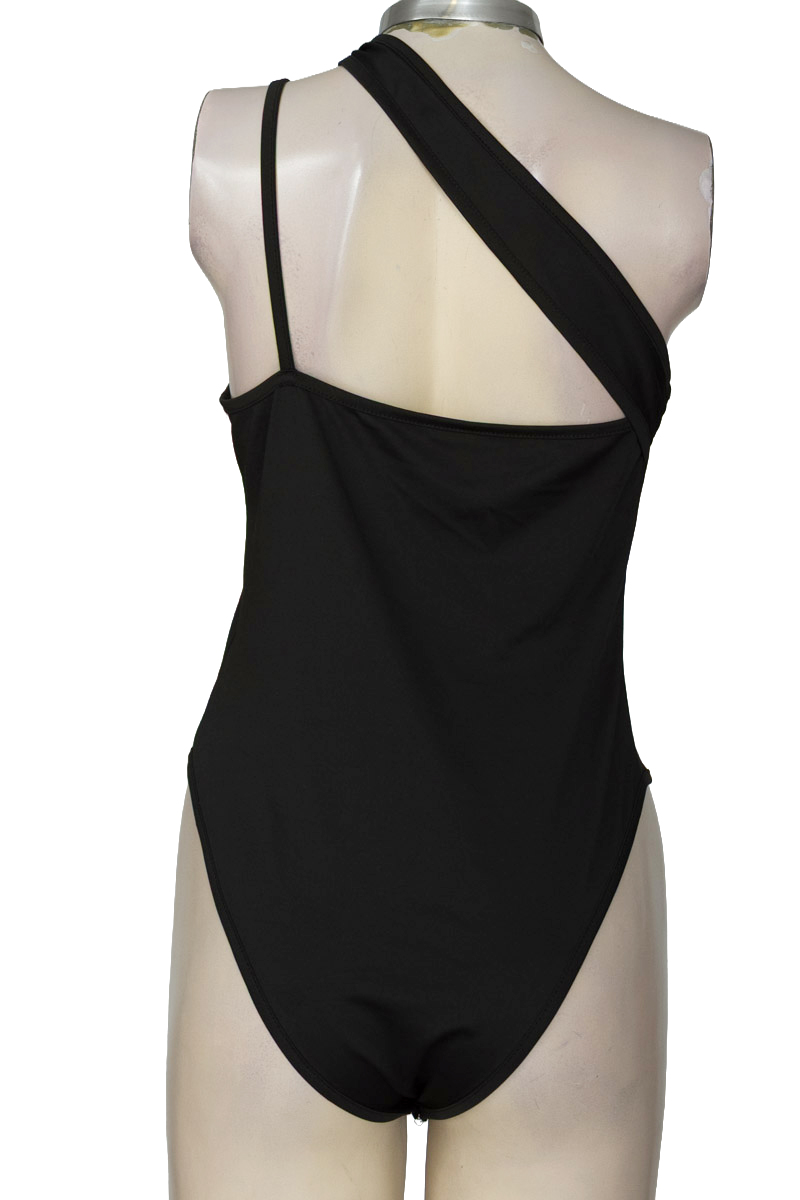 Top / Camiseta color Negro - Closeando