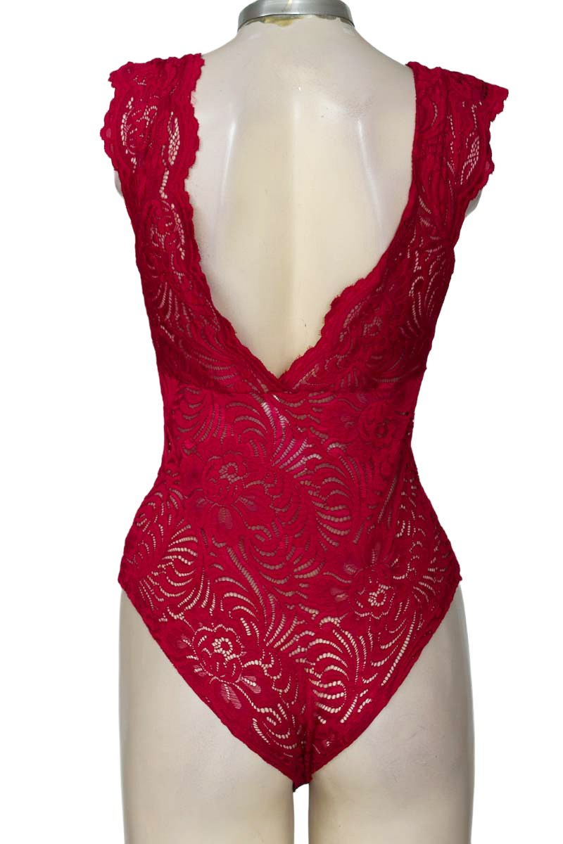 Top / Camiseta color Rojo - Closeando