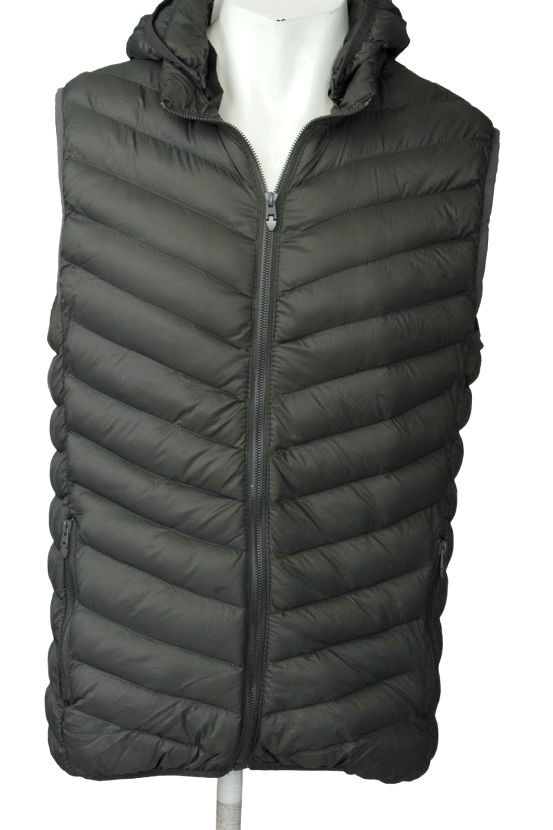 Chaqueta color Gris - Closeando