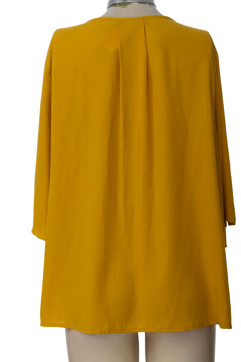 Blusa color Mostaza - Closeando
