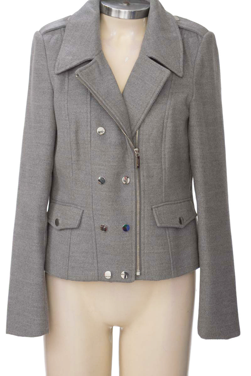 Chaqueta / Abrigo color Gris - Studio F