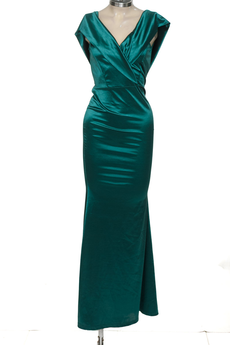 Vestido / Enterizo color Verde - Symphony 