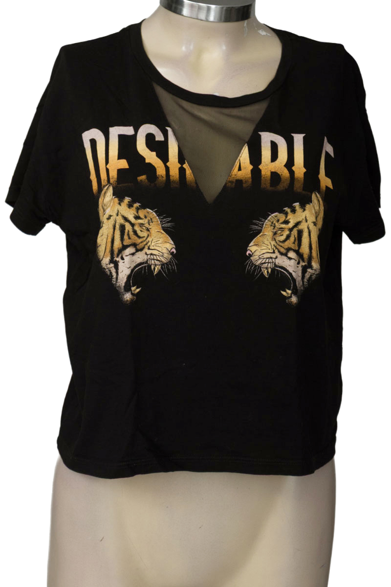 Top / Camiseta color Negro - MATTELSA