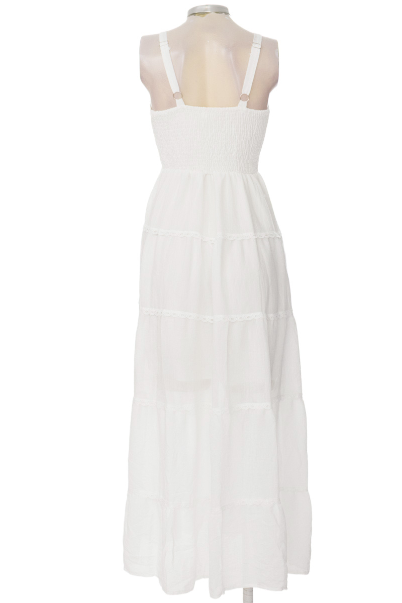 Vestido / Enterizo color Blanco - Closeando