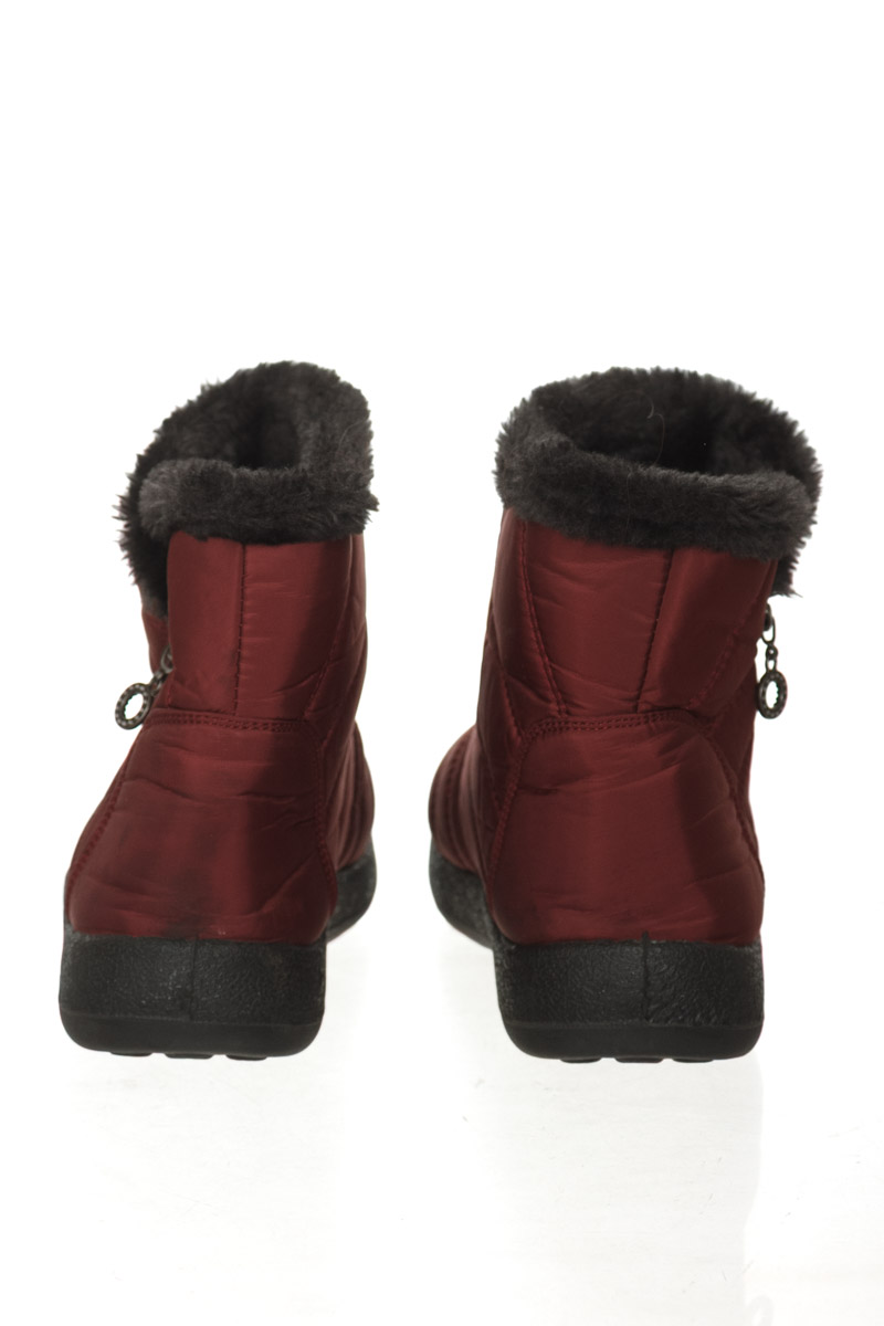 Zapatos color Vinotinto - Closeando