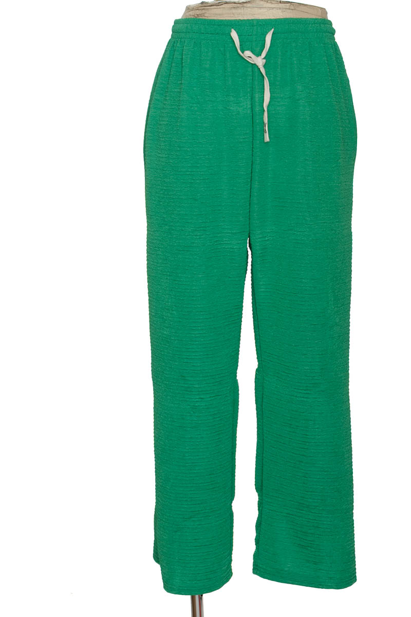 Pantalones color Verde - Closeando