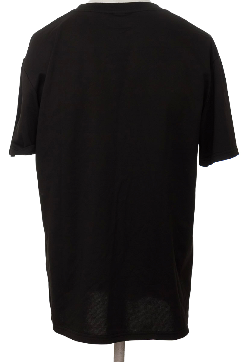 Camiseta color Negro - Closeando