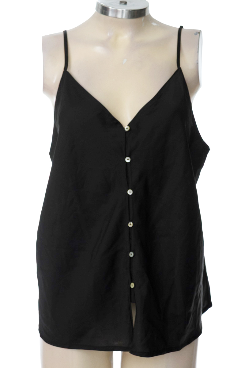 Top / Camiseta color Negro - ETAM