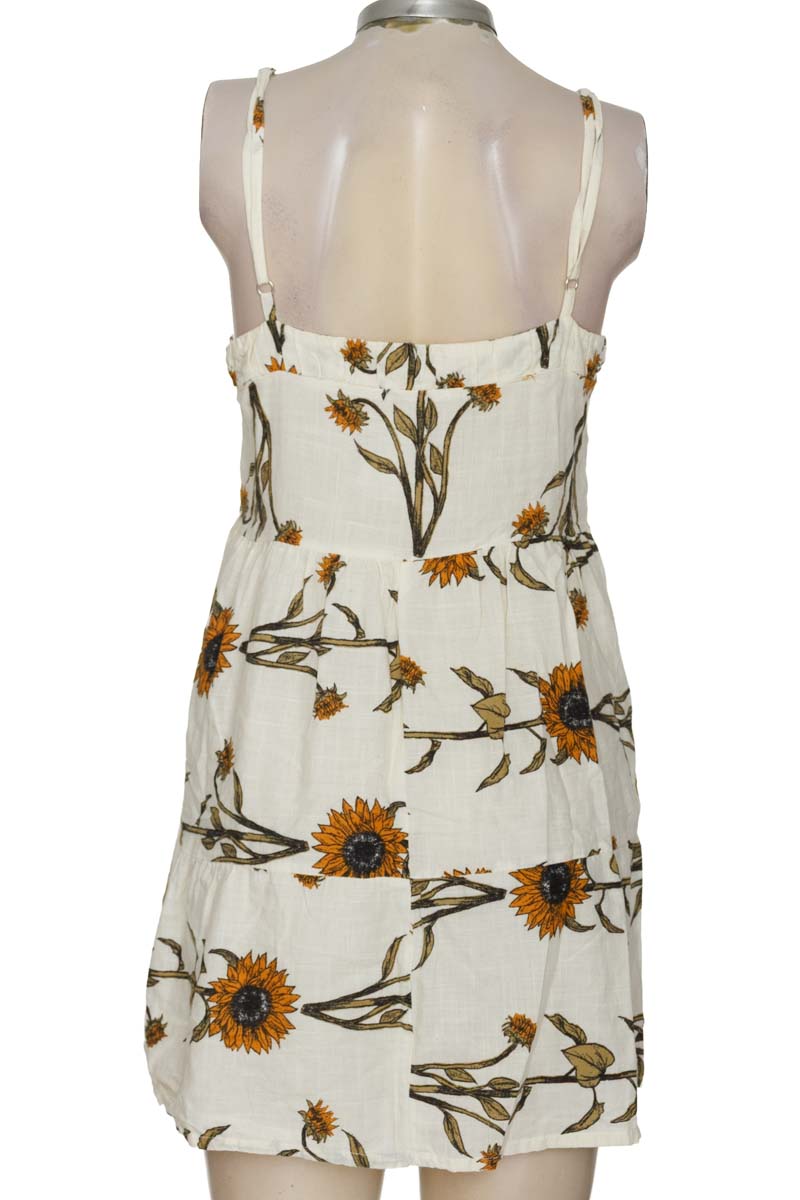 Vestido / Enterizo color Beige - TopMark