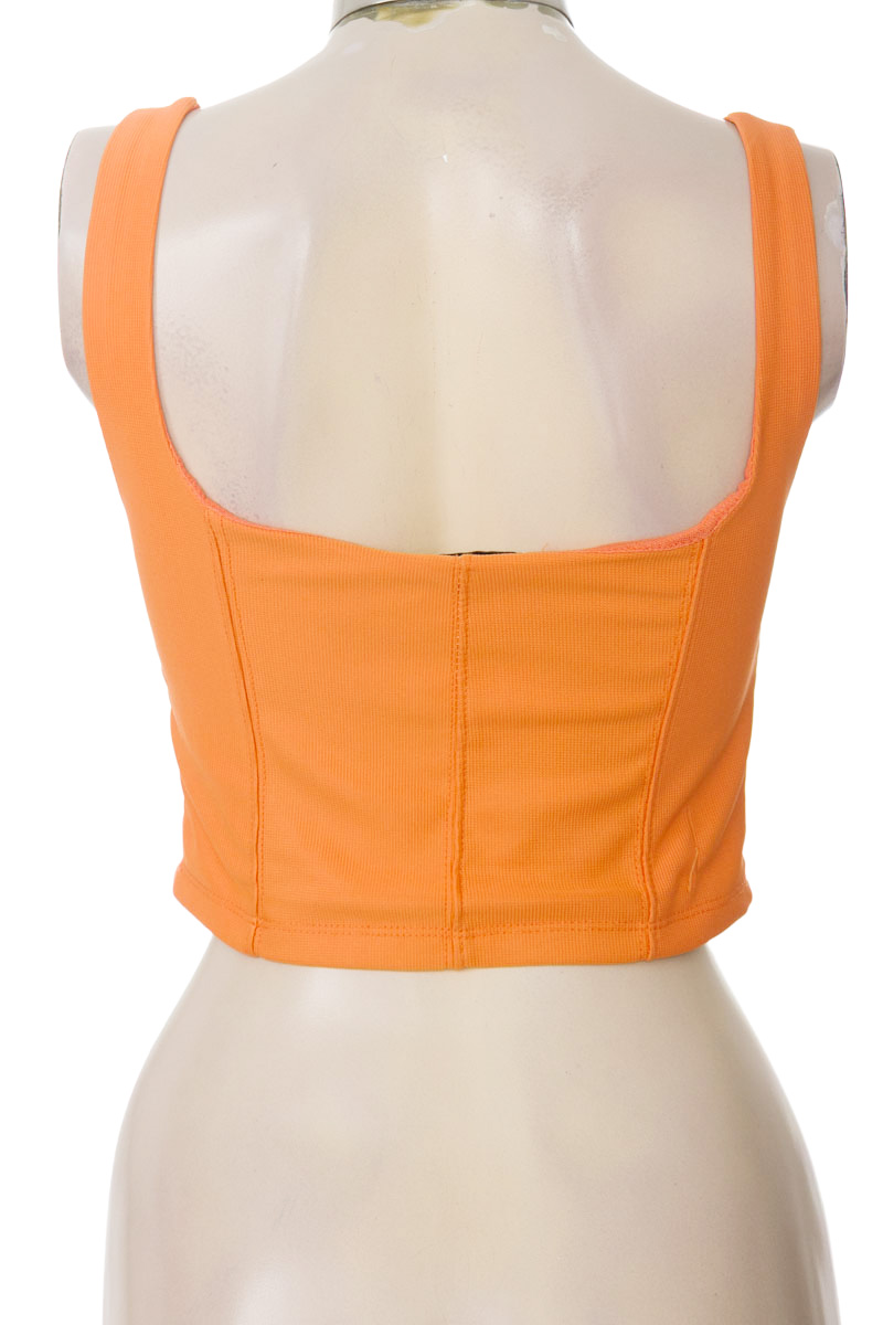 Top / Camiseta color Naranja - Stradivarius