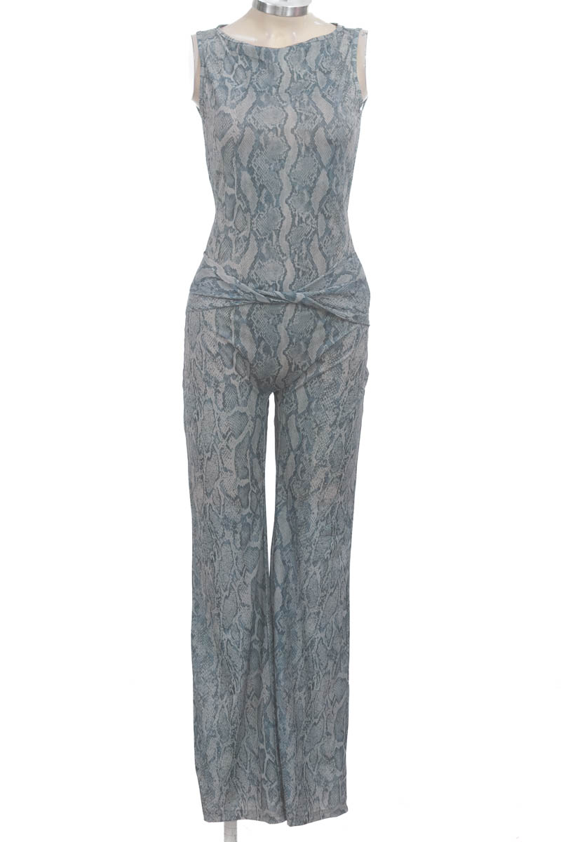 Vestido / Enterizo color Azul - AiiRZ