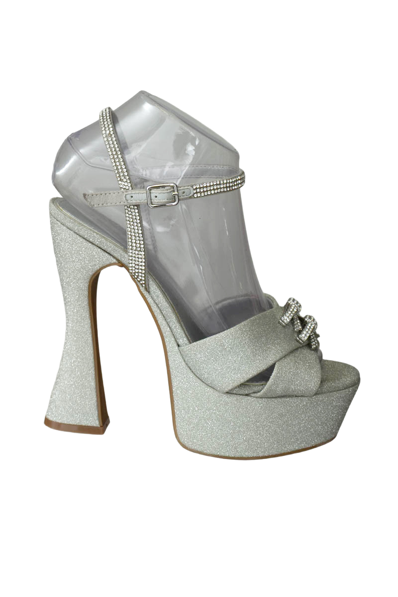 Zapatos color Plateado - Gianni Bini