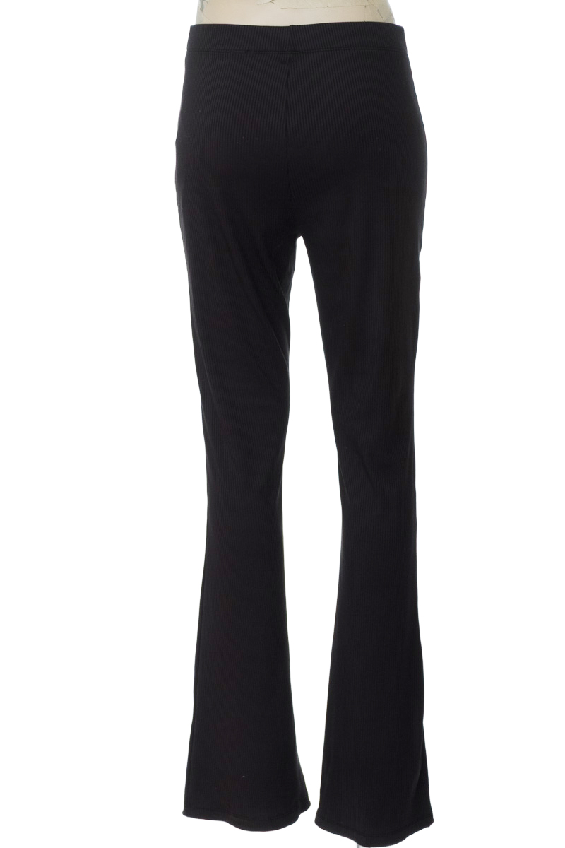 Pantalones color Negro - Divided by H&M