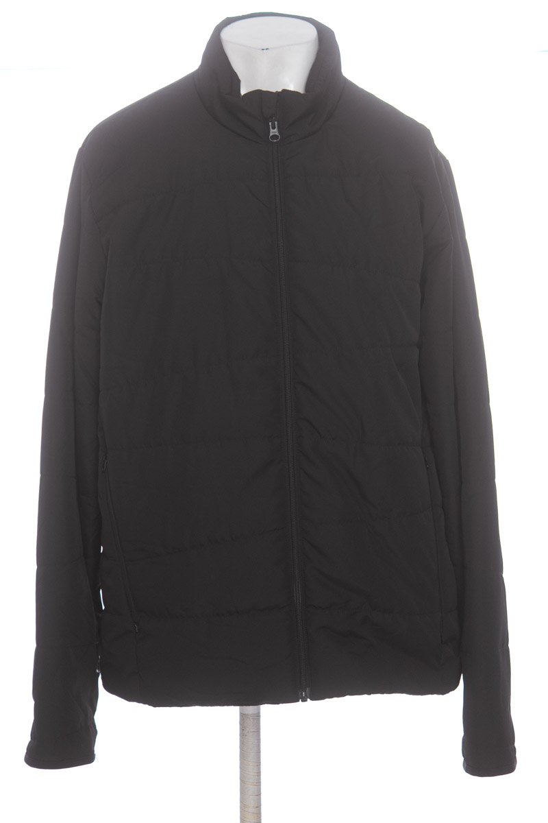 Chaqueta color Negro - Closeando