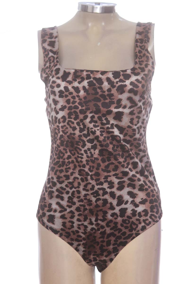Top / Camiseta color Beige - NAVISSI