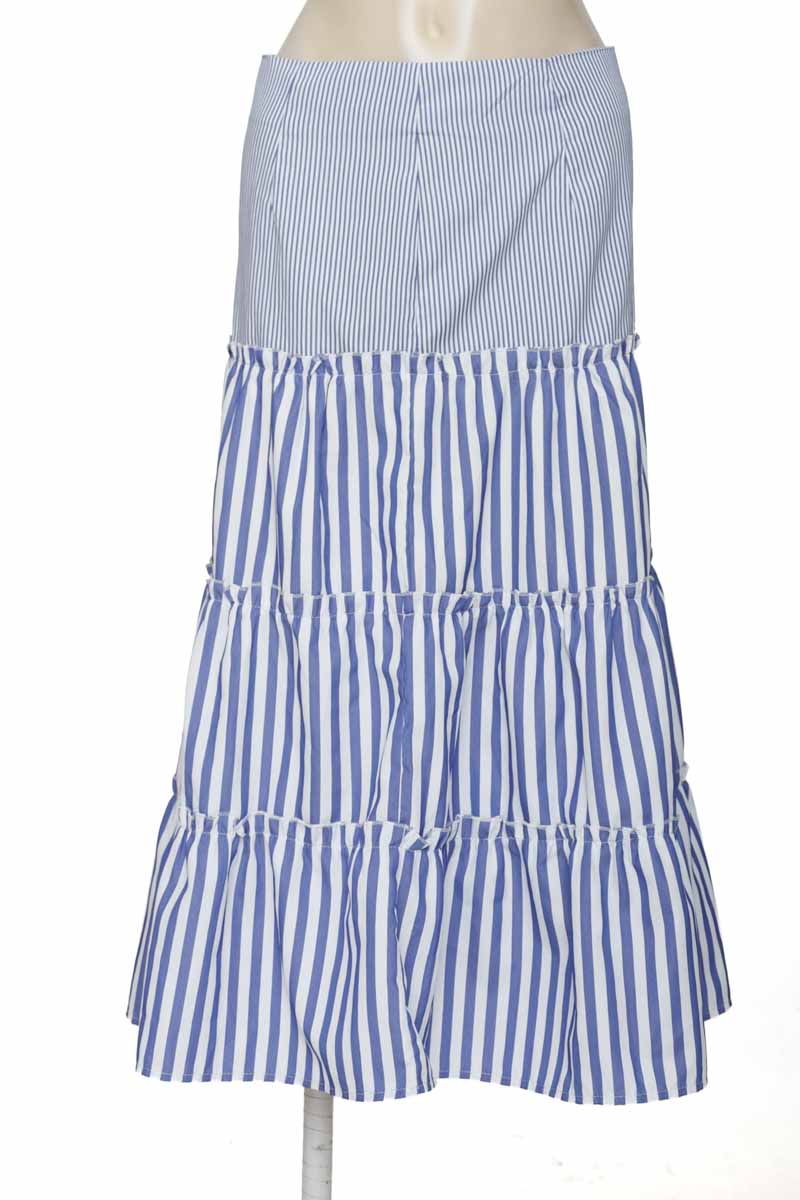 Falda color Azul - Closeando
