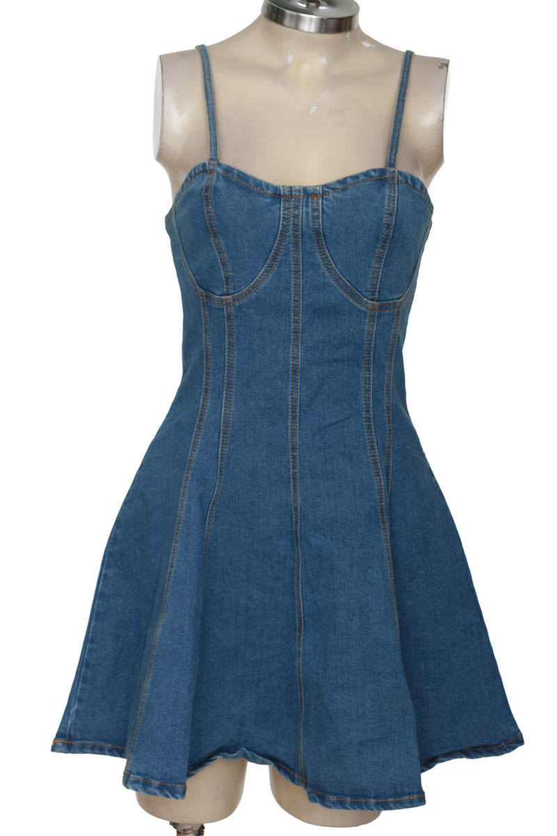 Vestido / Enterizo color Azul - Closeando